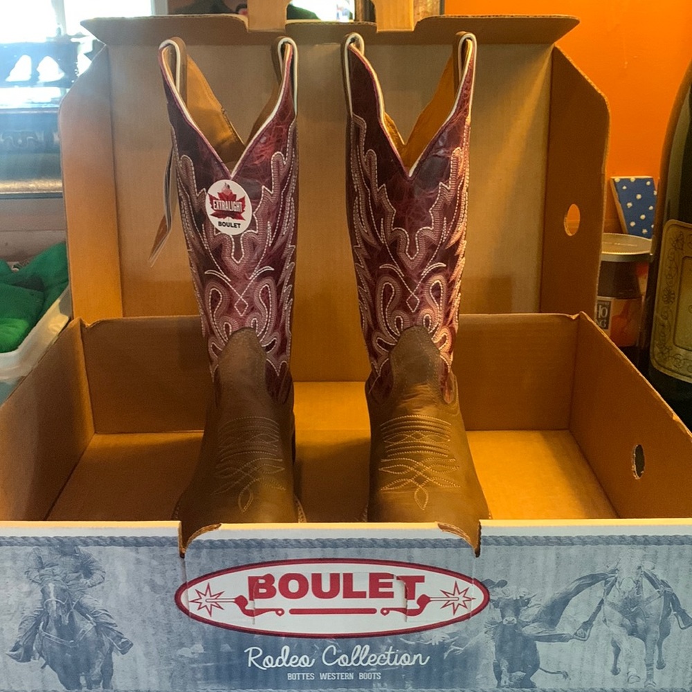 Boulet Cowgirl Boots